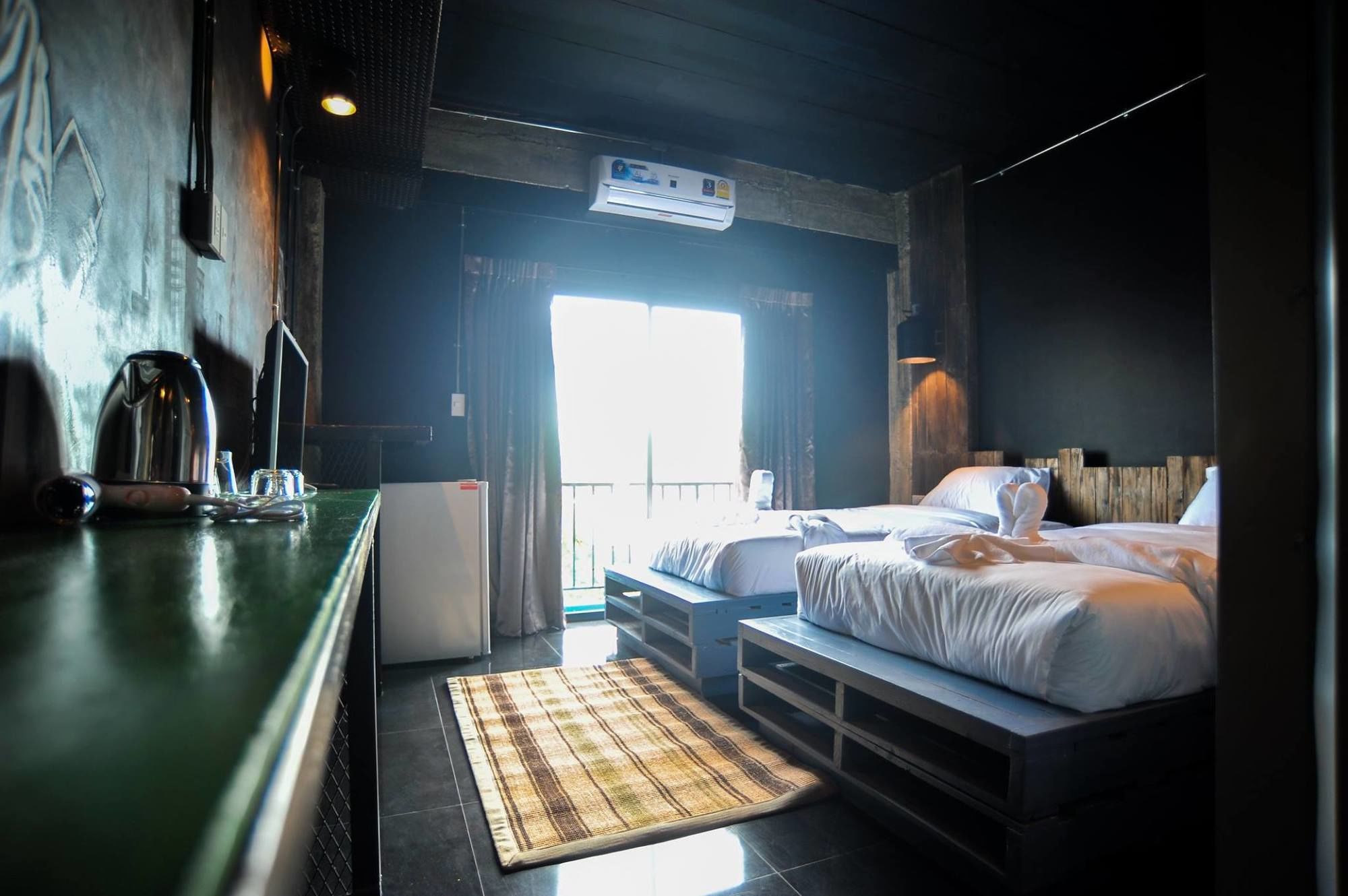 Фото Nine Blue Residence