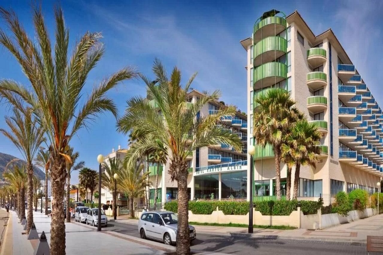 Фото отеля 1