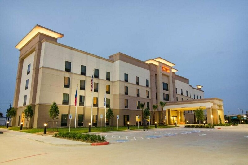 Гостиница Hampton Inn & Suites Houston North Iah