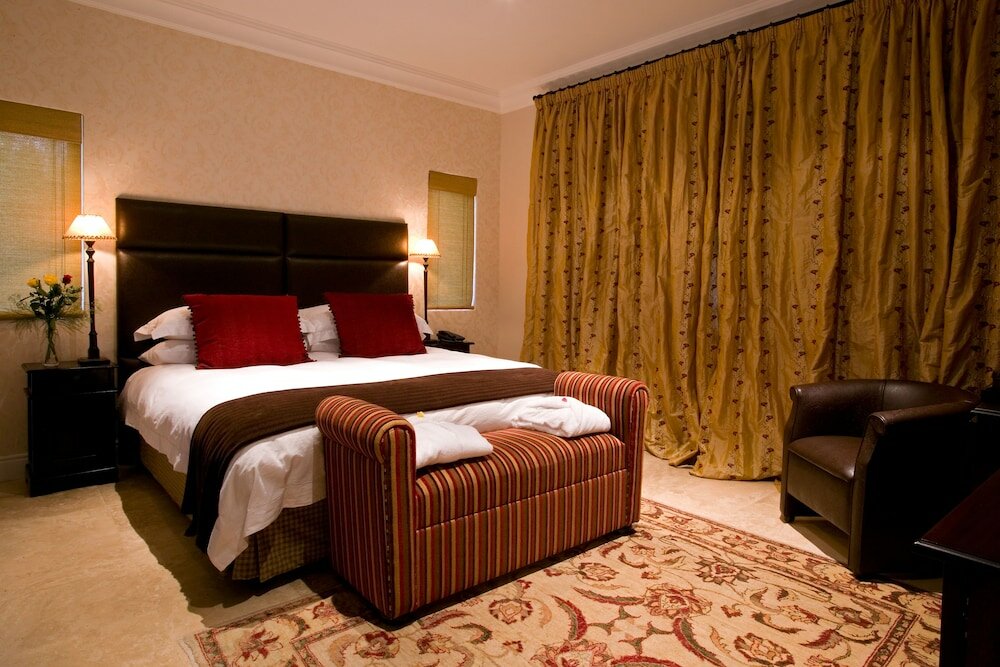 Фото The Devon Valley Hotel