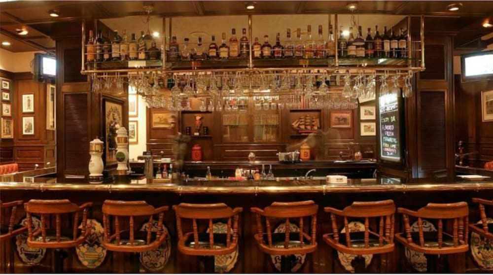 Фото Hotel Marine Plaza Mumbai