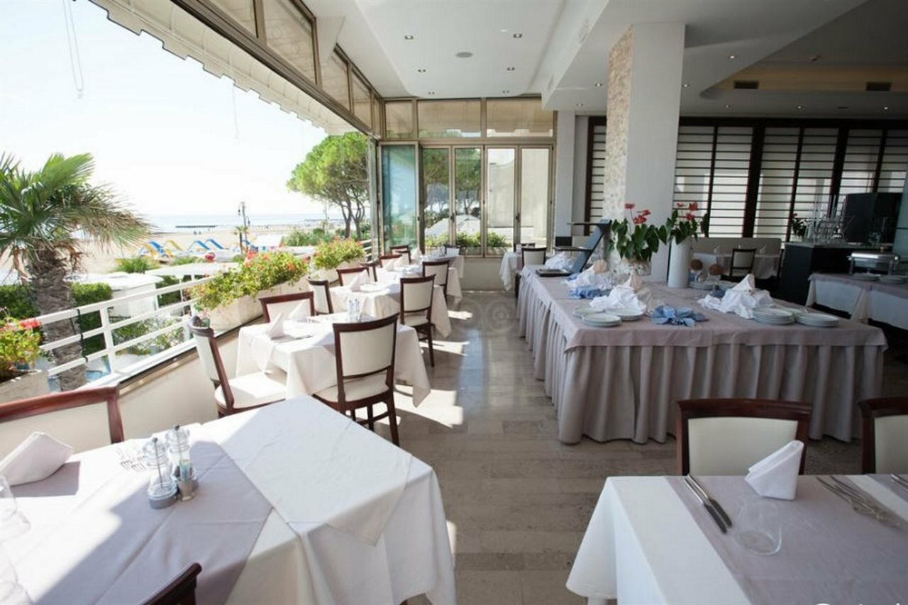 Фото Hotel Rivamare