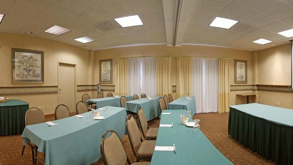 Фото Hampton Inn Council Bluffs