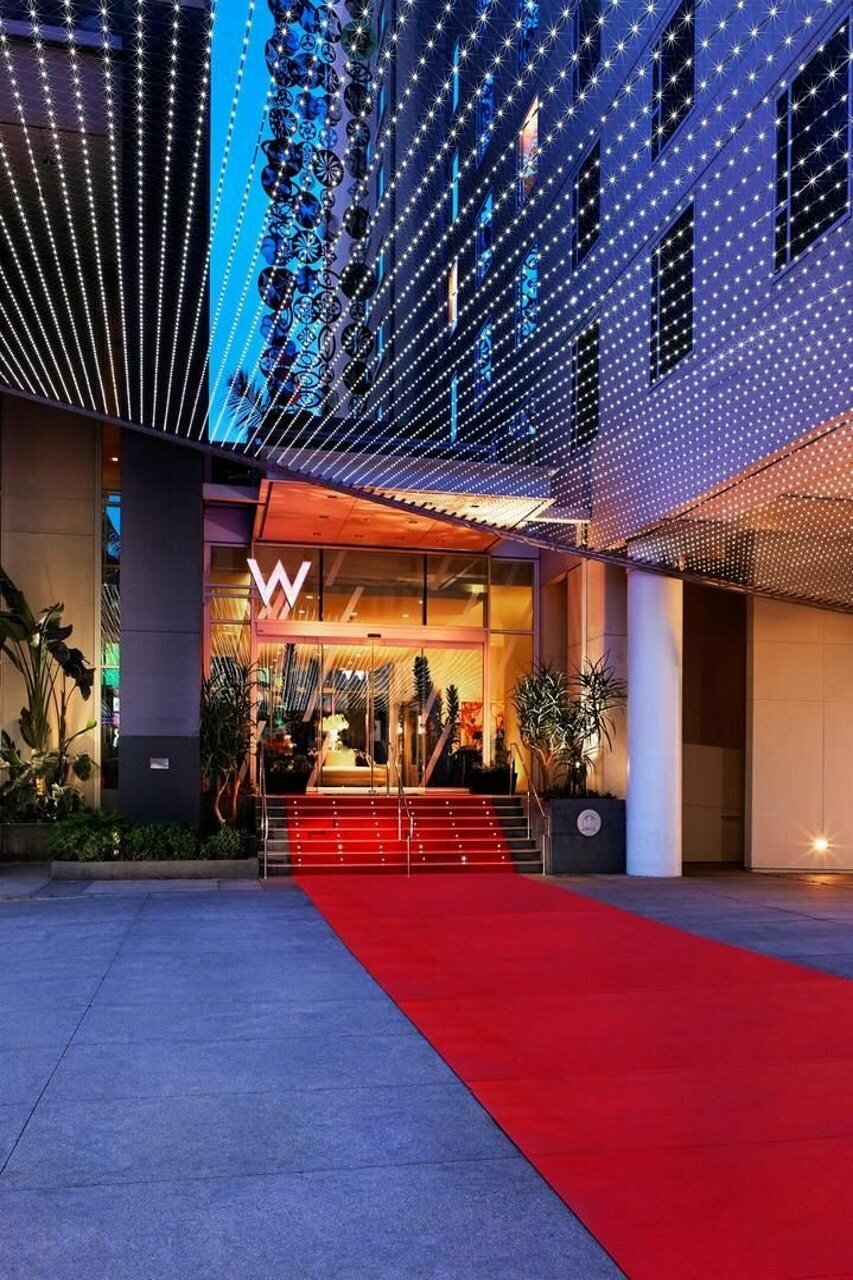 Фото W Hollywood