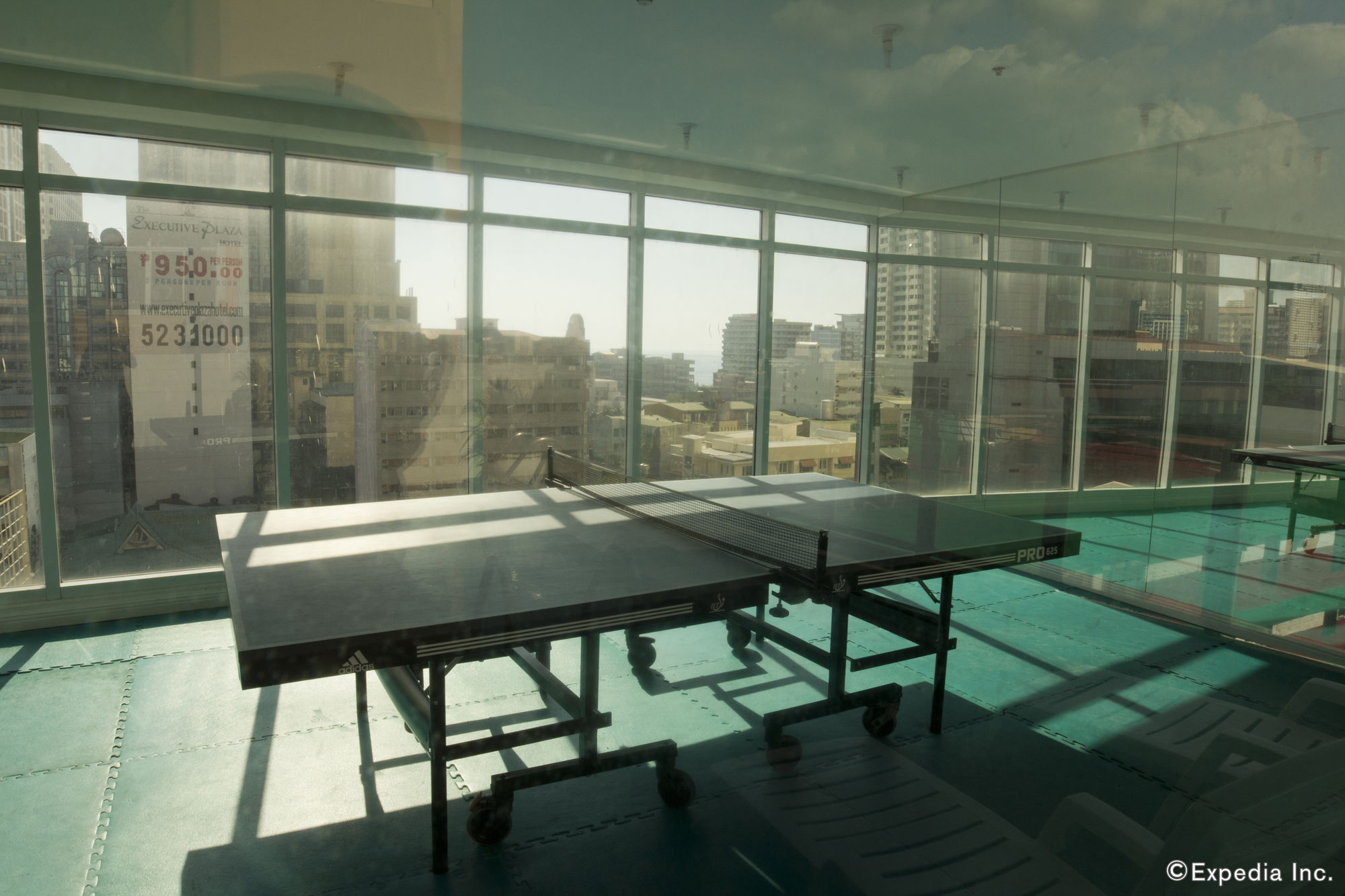 Фото Regency Grand Suites