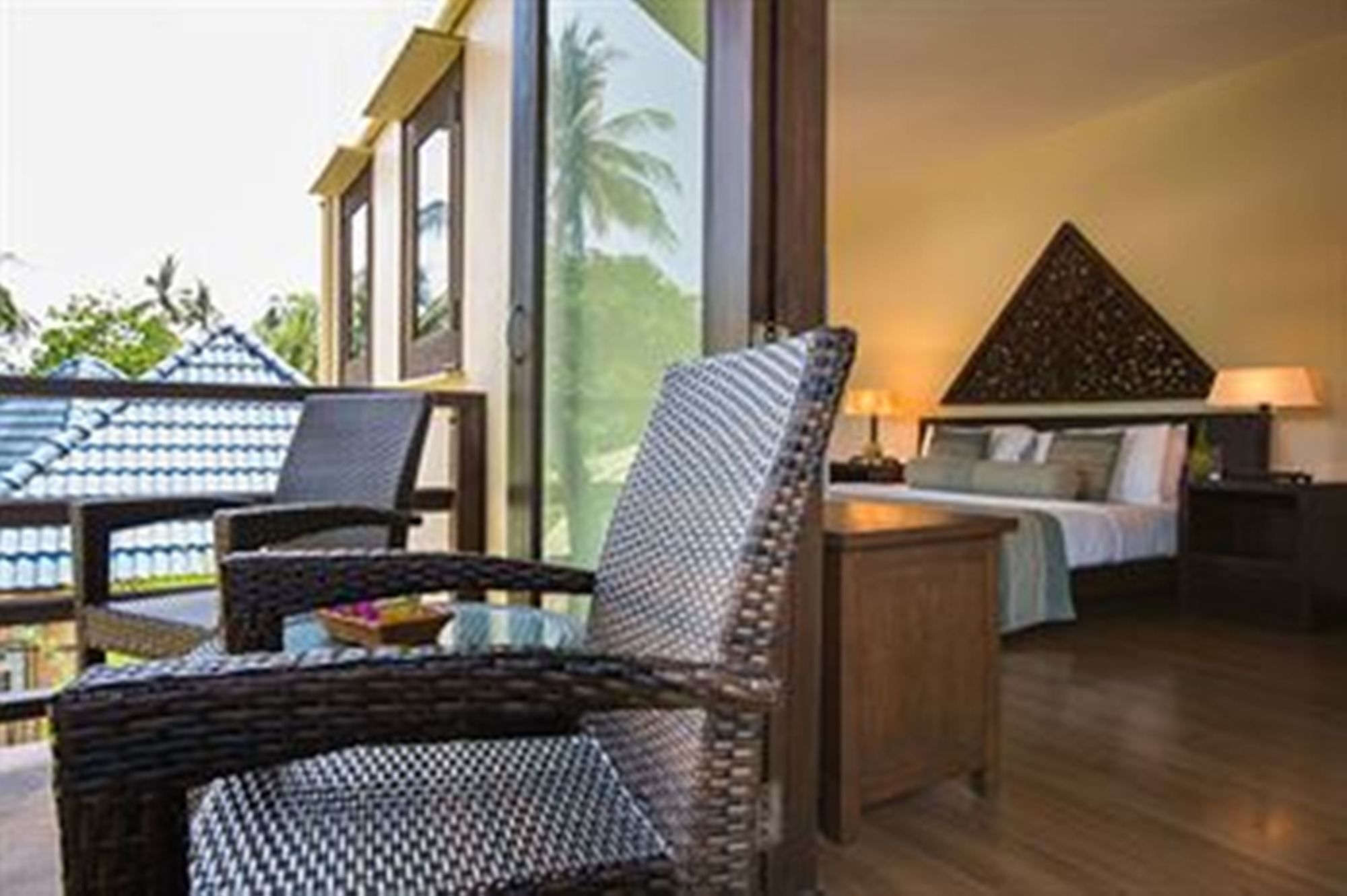 Фото Villa Tanamera