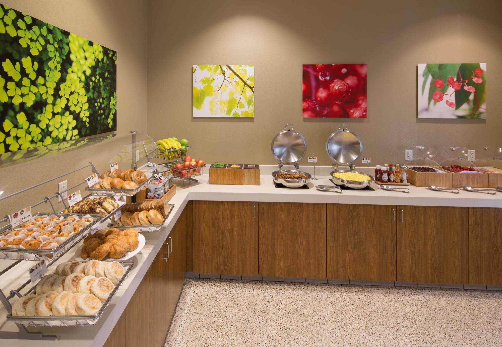 Фото SpringHill Suites Anchorage University Lake