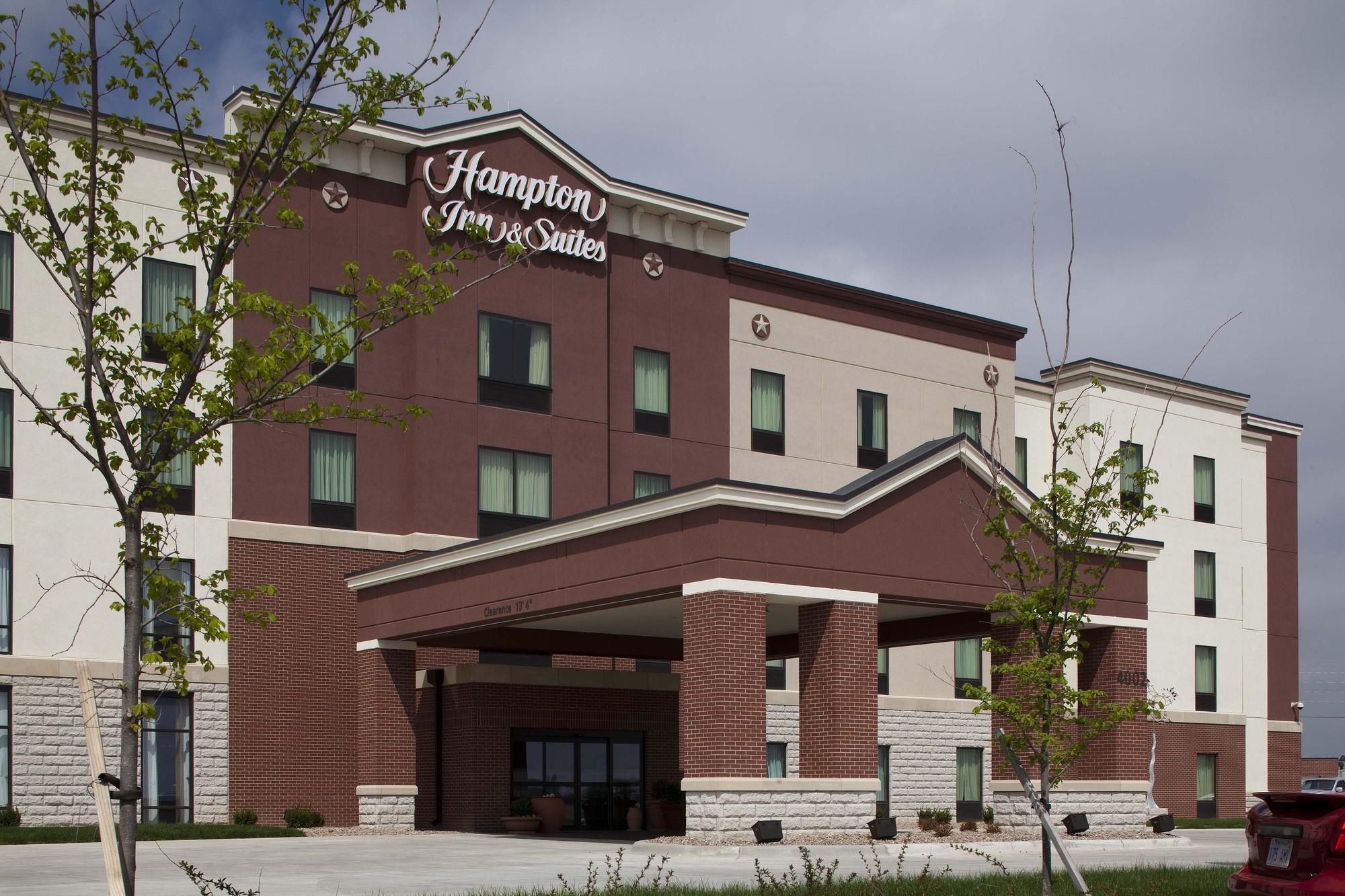 Фото Hampton Inn & Suites Dodge City