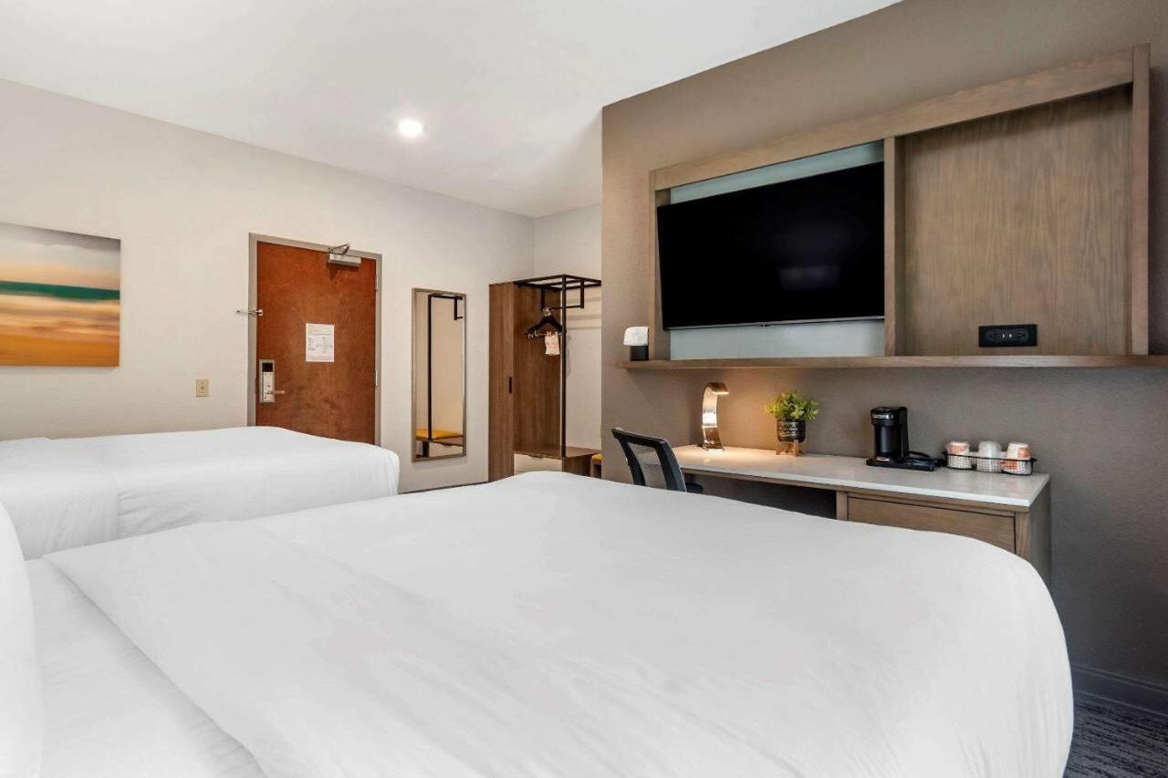 Фото Tryp by Wyndham Tallahassee North I-10 Capital Circle