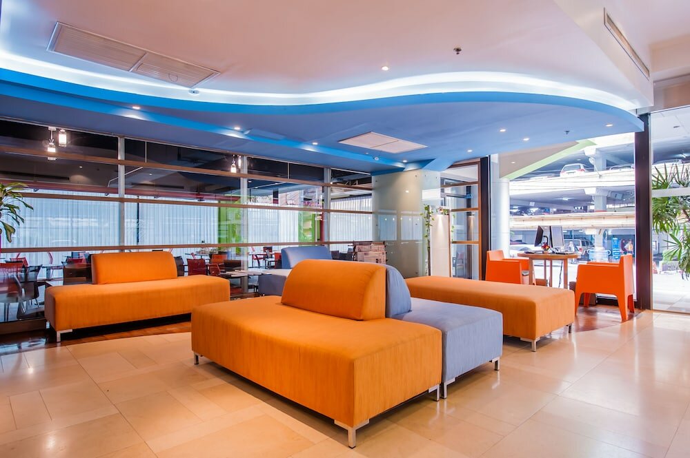 Фото The Seasons Bangkok Huamark