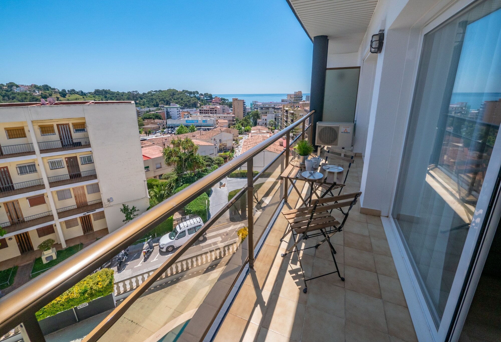 Фото Apartaments Ar Melrose Place