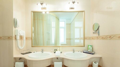 Гостиница Гранд Отель Тянь Шань в Алматы