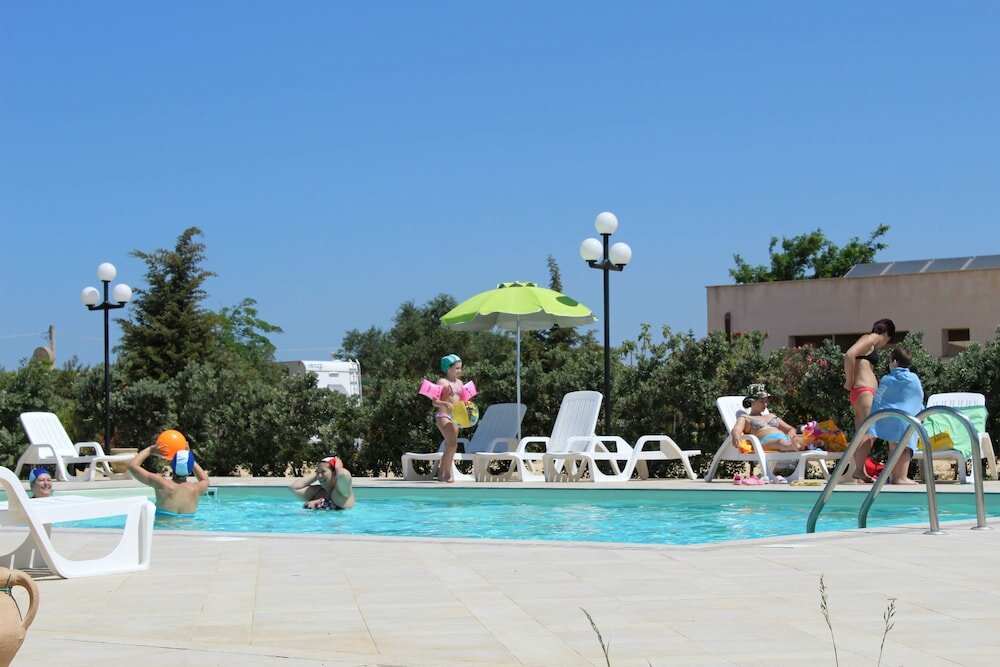 Фото Camping Lilybeo Village