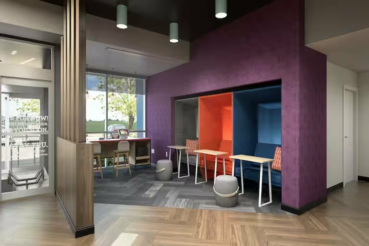 Фото Tru by Hilton Lincoln East