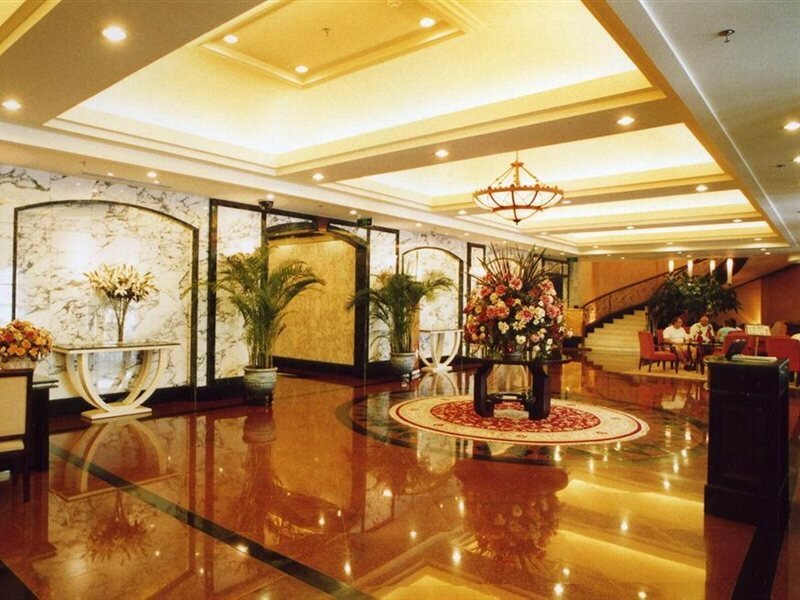 Фото Dong Fang Hotel Beijing