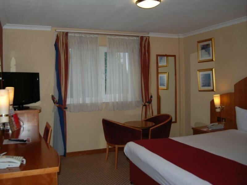 Фото Savera Hotel South Ruislip