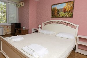Victoria (selo Manaskent, Manasskoye vzmorye, Morskaya ulitsa, 1), hotel