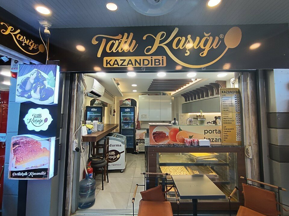 Confectionary Tatli Kasigi Kazandibi, Izmir, photo