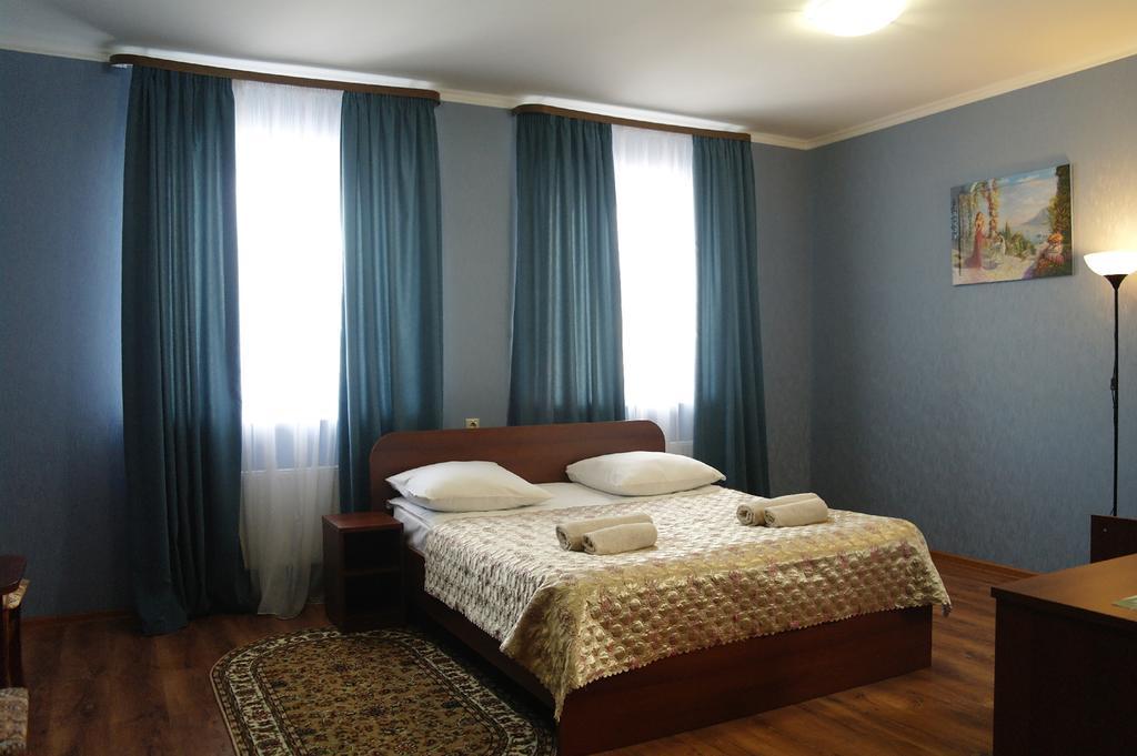 Фото Корона