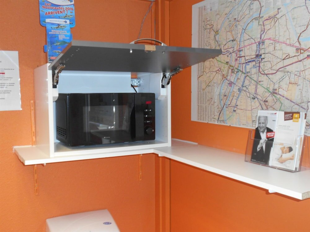 Фото Première Classe Lyon Ouest  Tassin