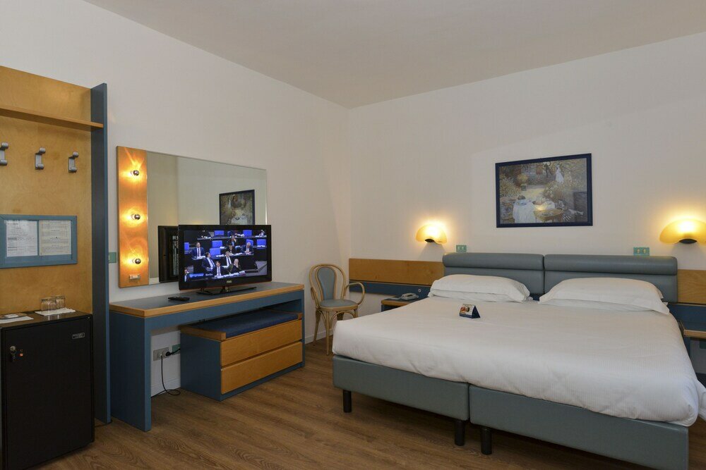 Фото Hotel Excelsior