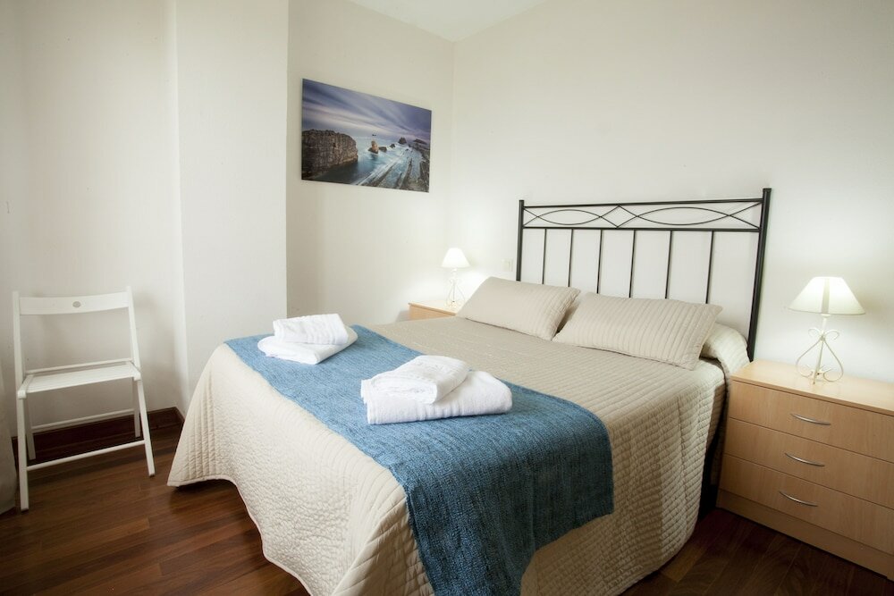 Фото Apartamentos Alday