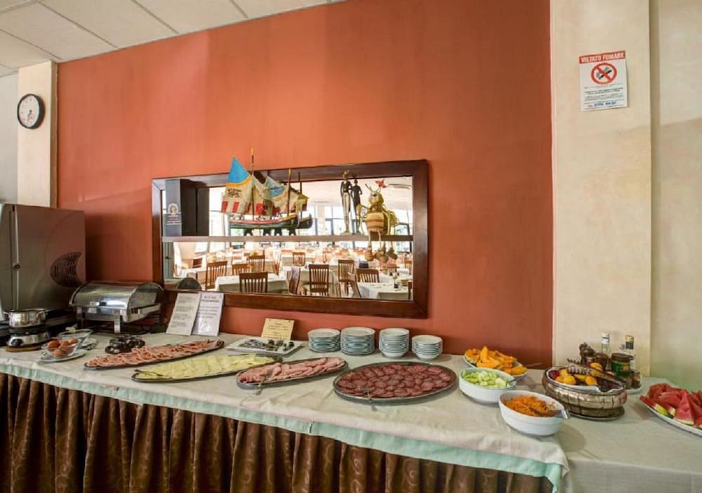 Фото Hotel Atlas