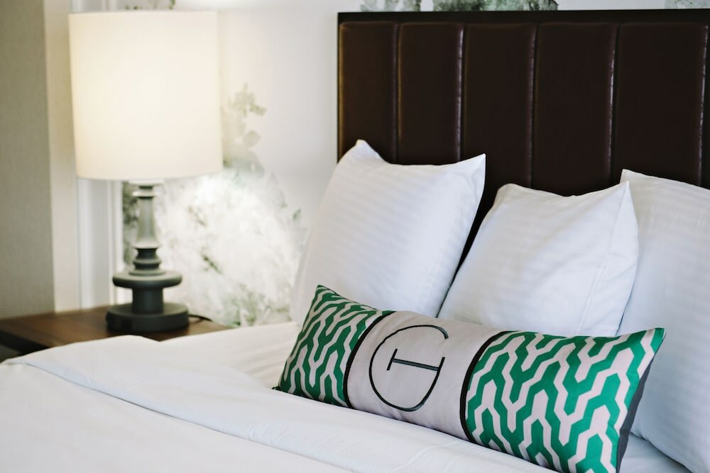 Фото The Grove Hotel