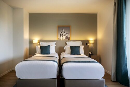 Гостиница Residhome Chartres в Шартре