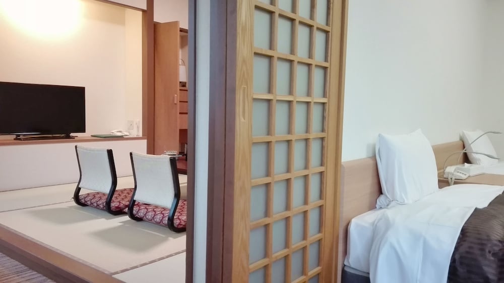 Фото Hotel Mahoroba