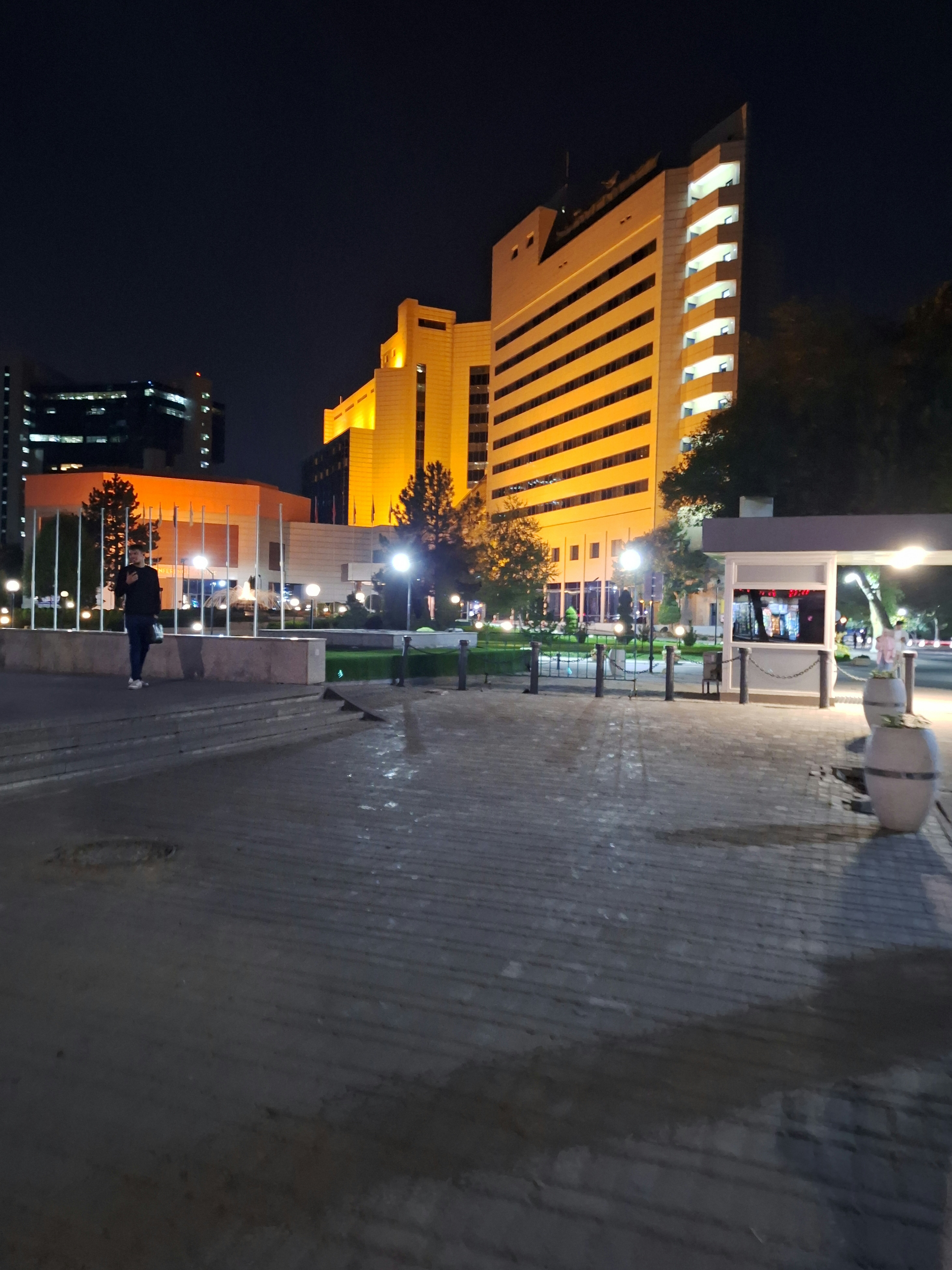 Фото Azimut Grand Hotel Tashkent