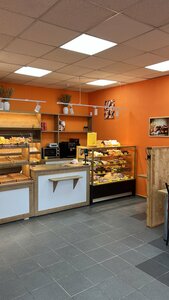 ВкусНяшка (ploshchad Dmitriya Donskogo, 6), bakery