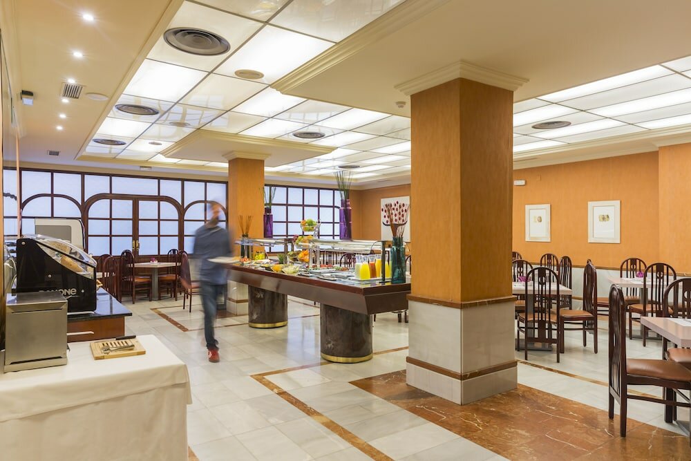 Фото Hotel Macià Condor