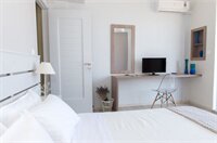 Фото Emerald Lake Studios