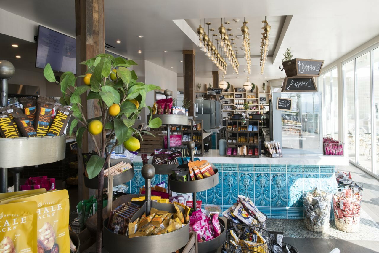 Фото Beach Village at The Del, Curio Collection by Hilton