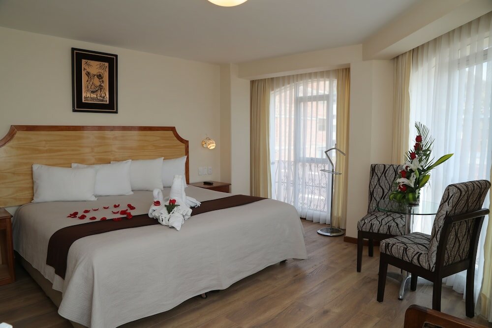 Фото Sol Plaza Hotel