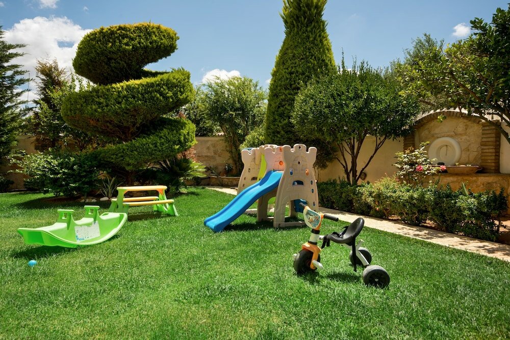 Фото Villa Kokalis Resort