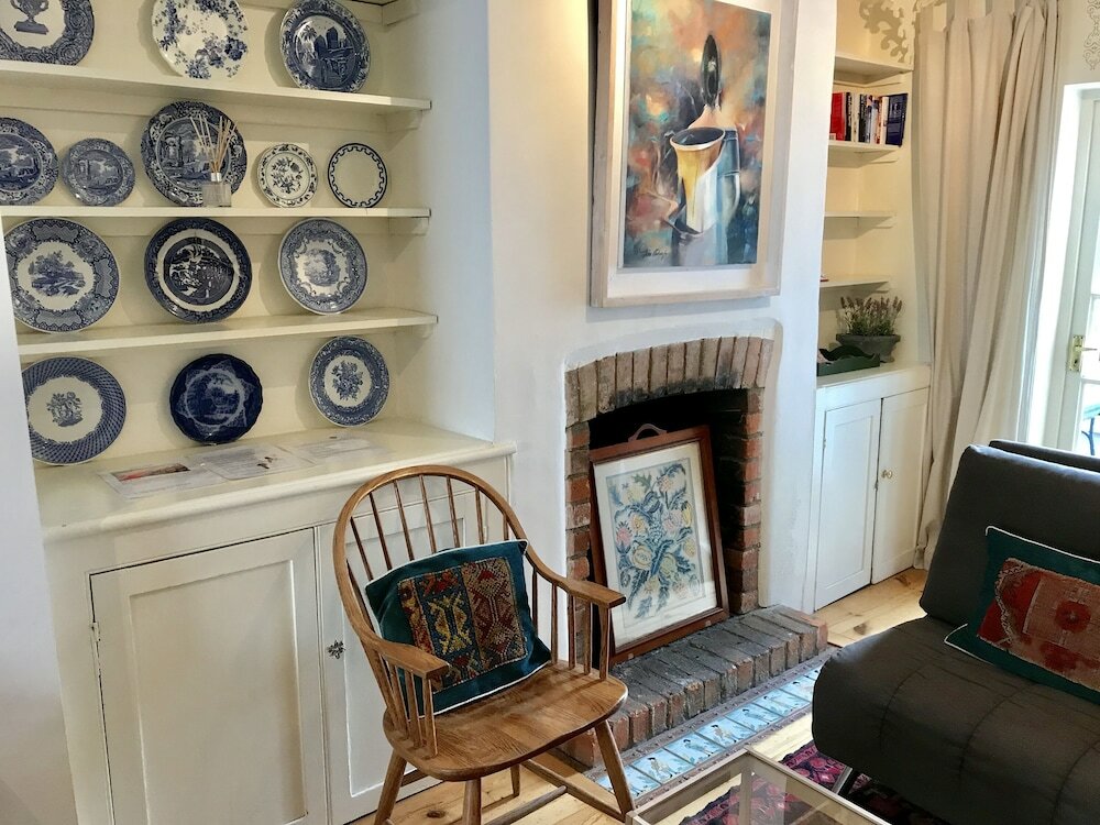 Фото Cosy Bookbinder House in Jericho Oxford