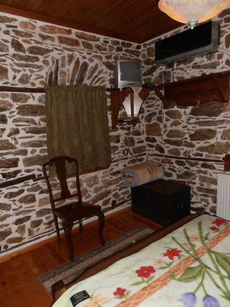 Фото Mansion Terpou