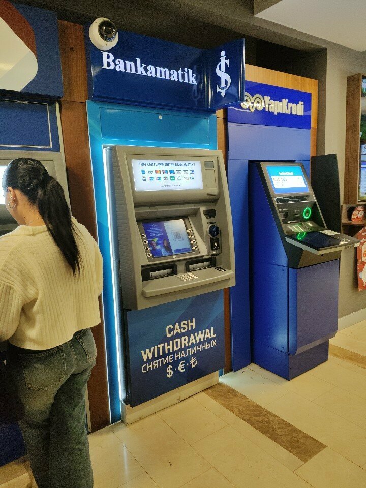 آلة صرف النقود الأوتوماتيكية Turkish Business Bank ATM ، أنطاليا، صورة