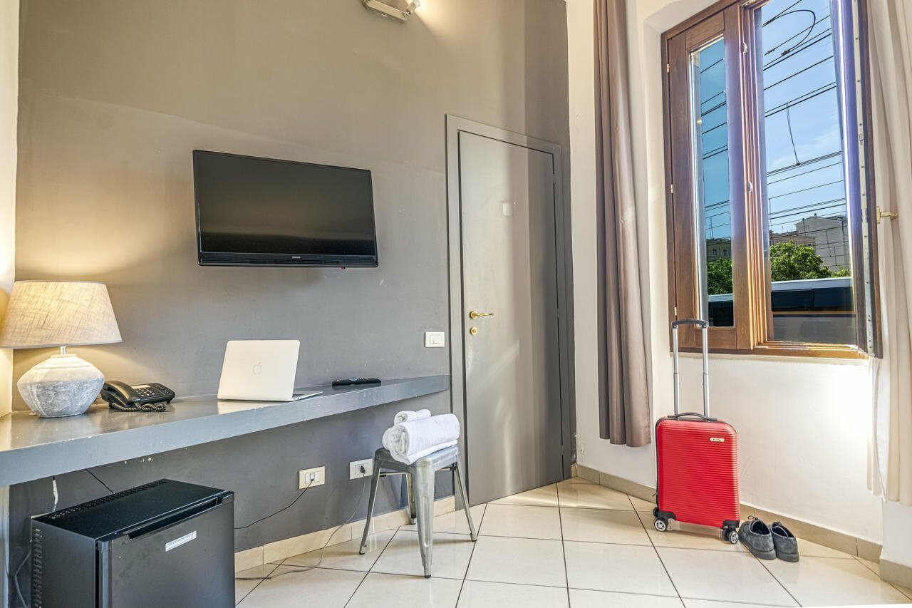 Фото Crossroad Hotel