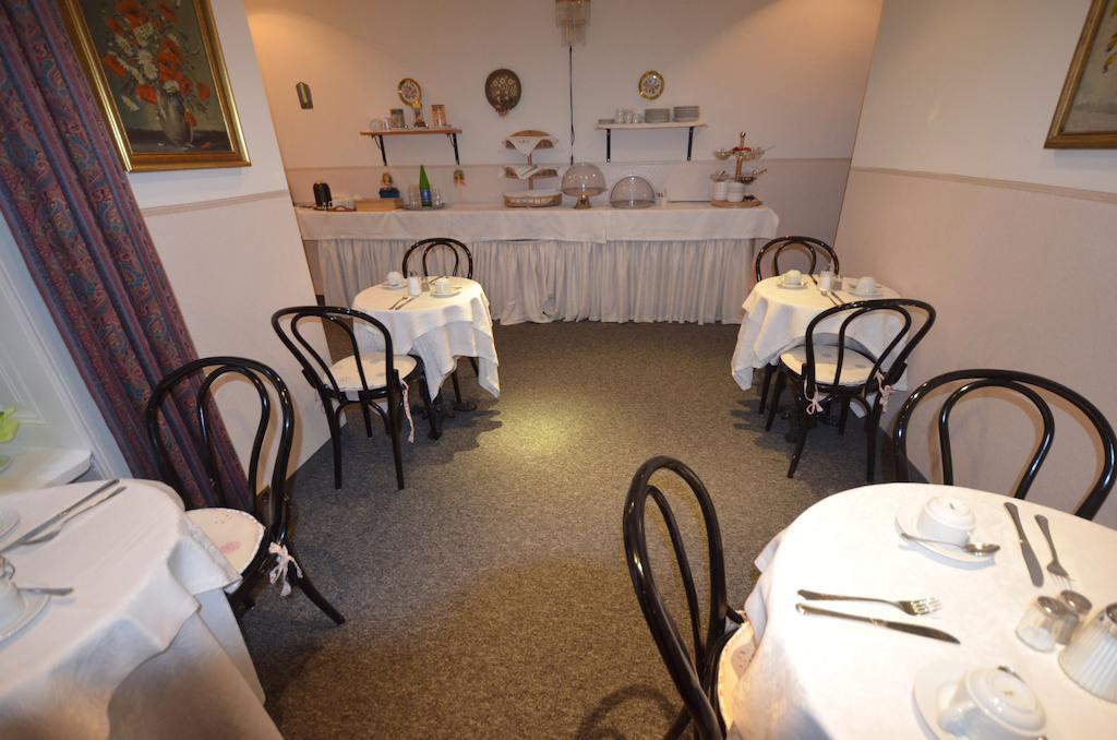 Фото Hotel Pension Lumes