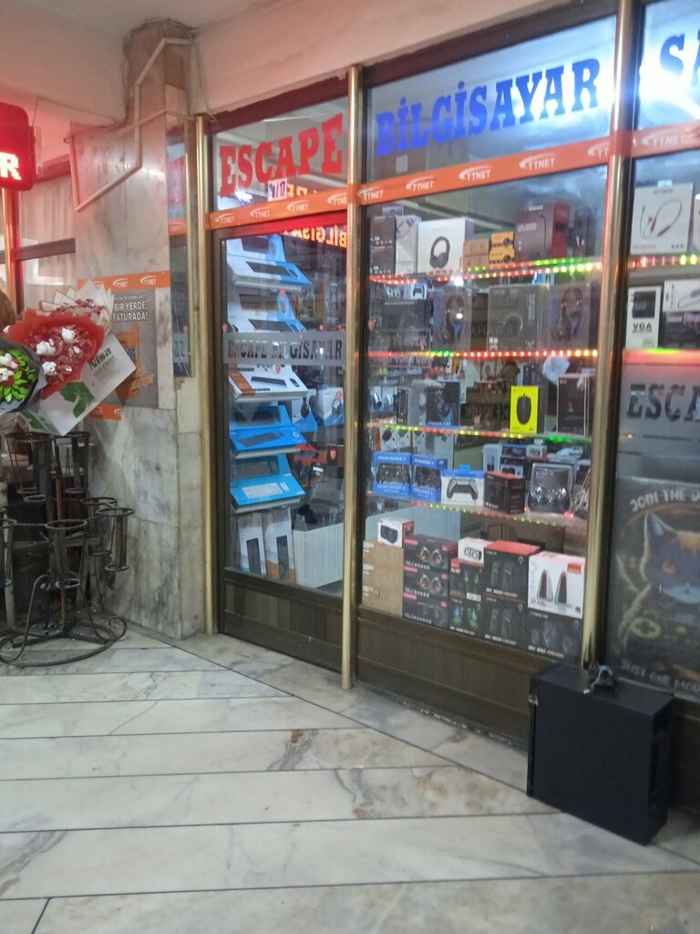 Bilgisayar aksesuarları Escape Bilgisayar, Ankara, foto