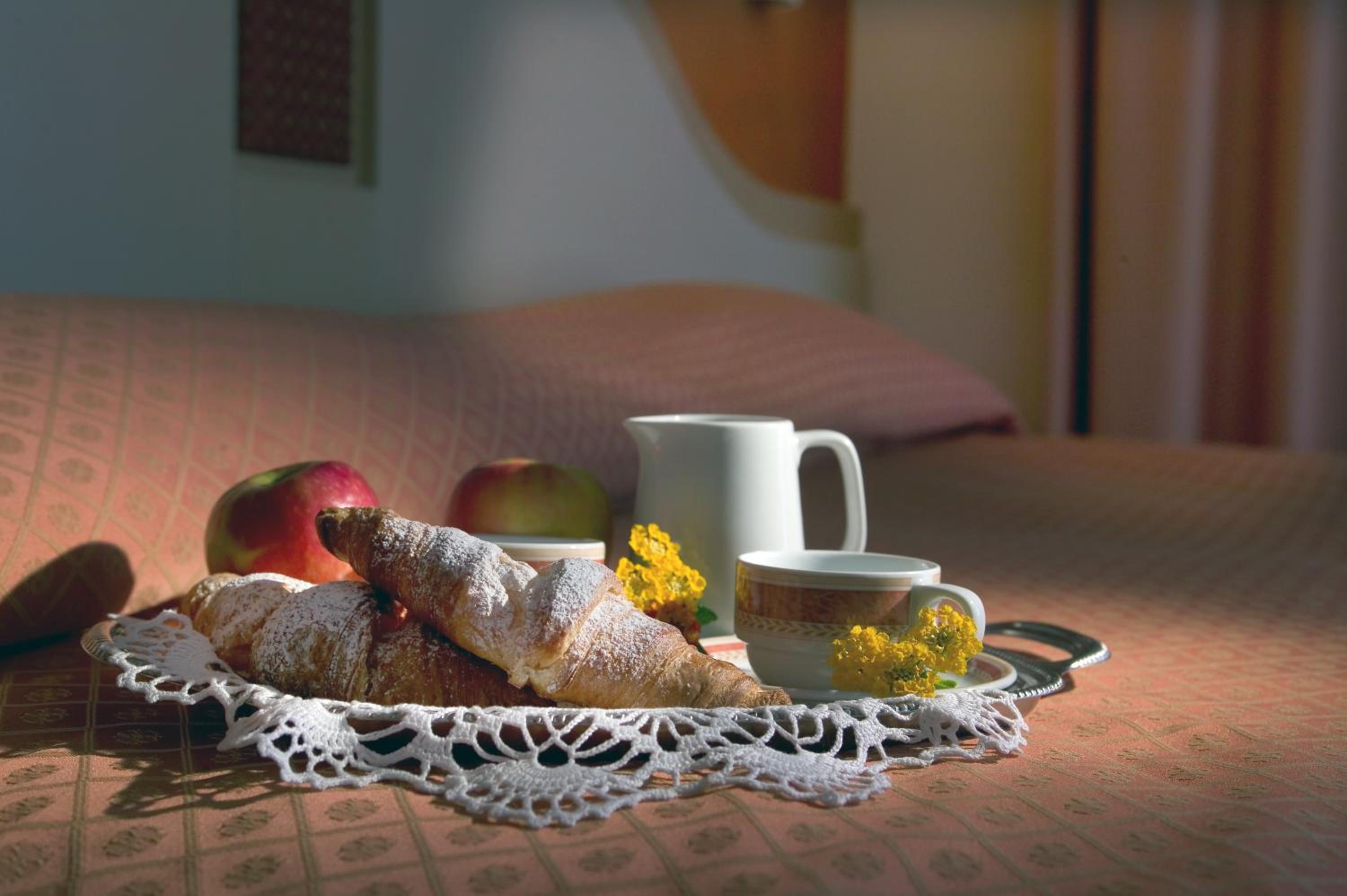 Фото Hotel La Rondine