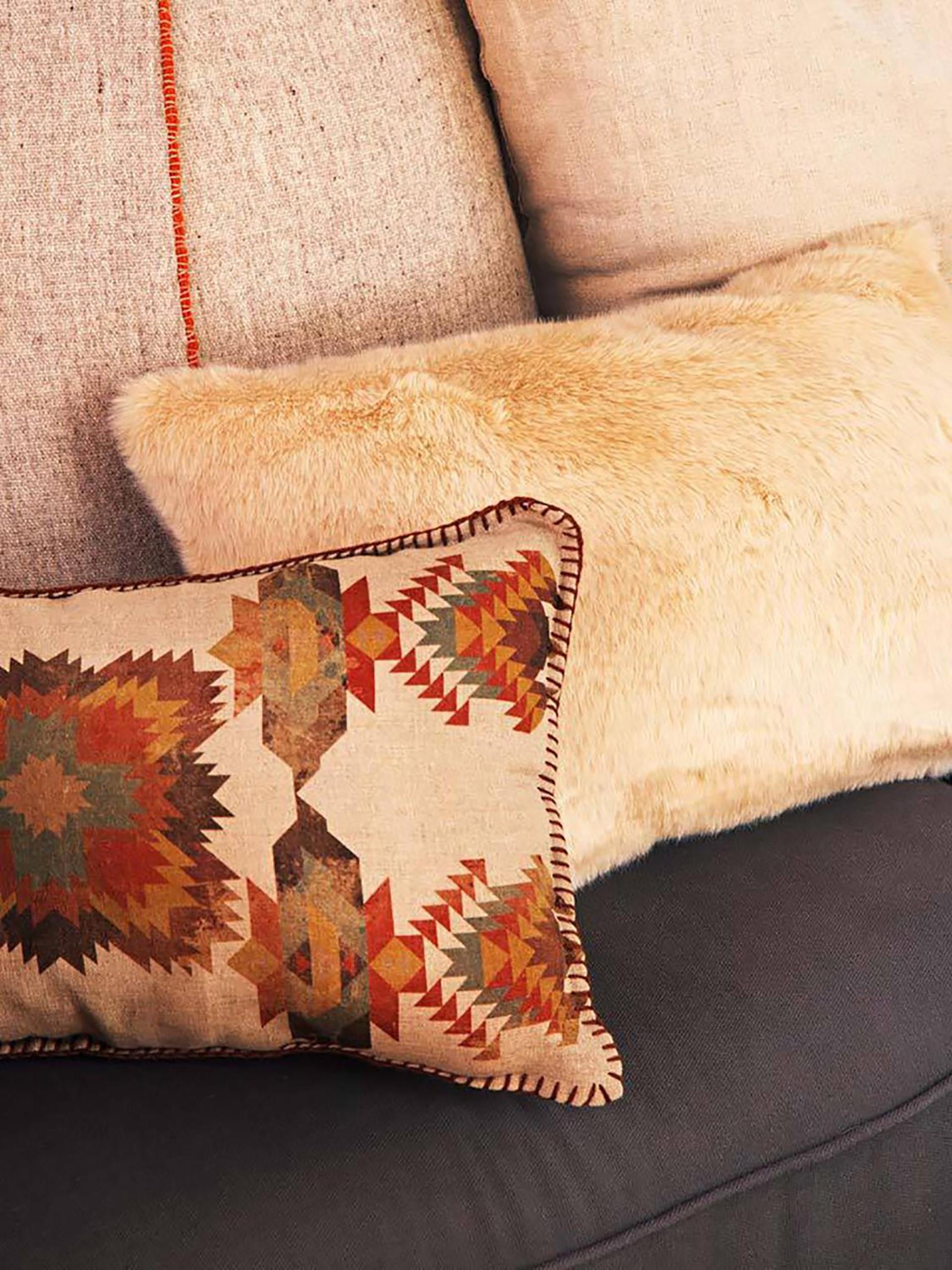 Фото Charming Parallel