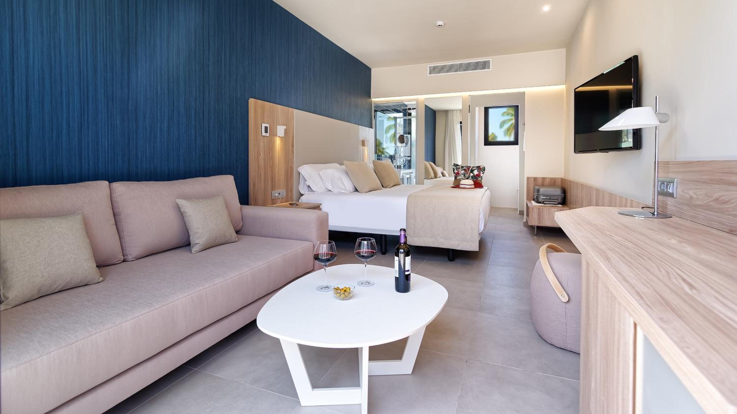 Фото Club Maspalomas Suites & SPA 