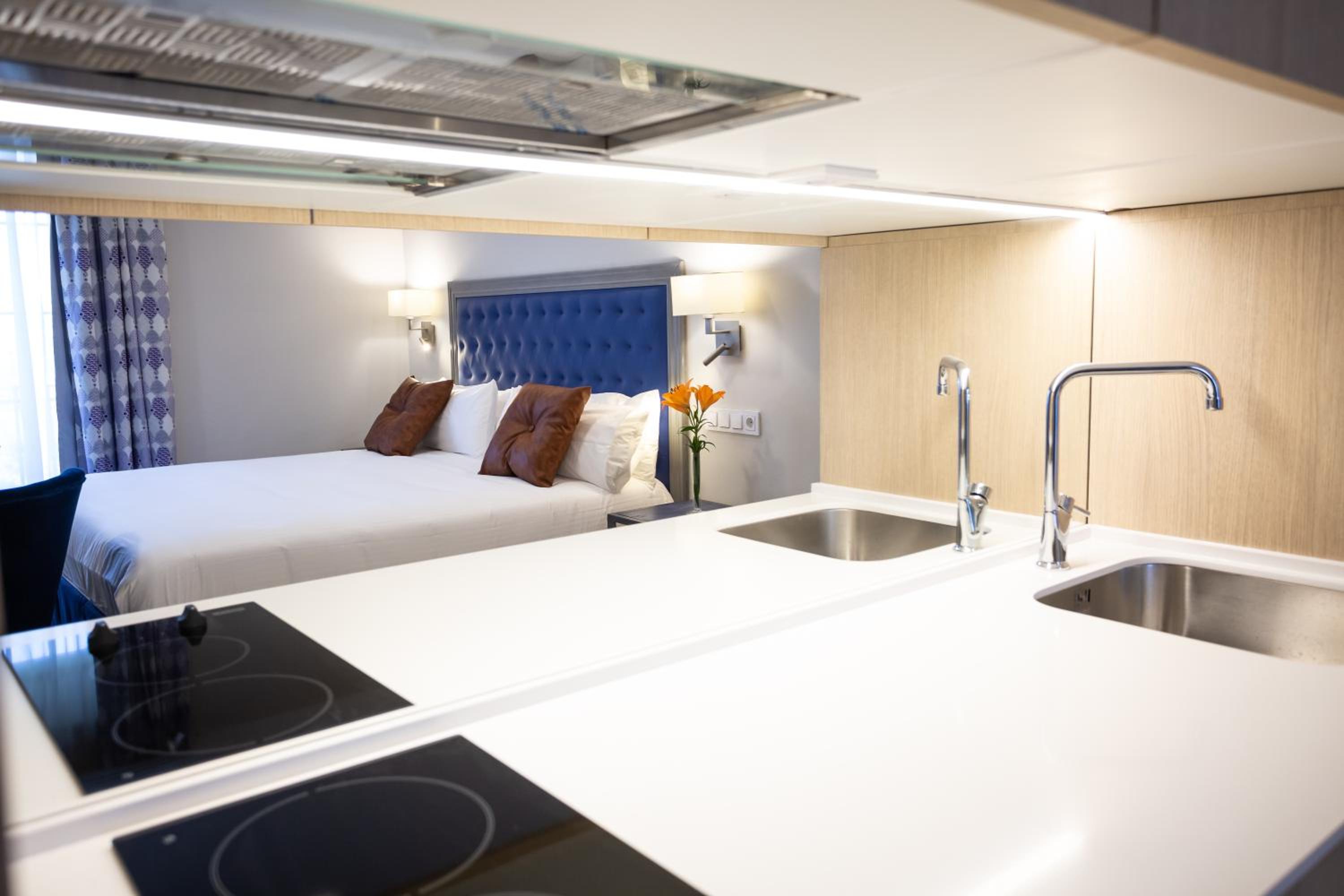 Фото Plazuela del Carbón Suites