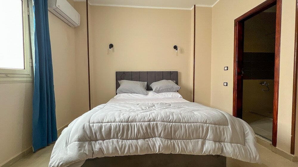 Фото Pyramids Road Guest House