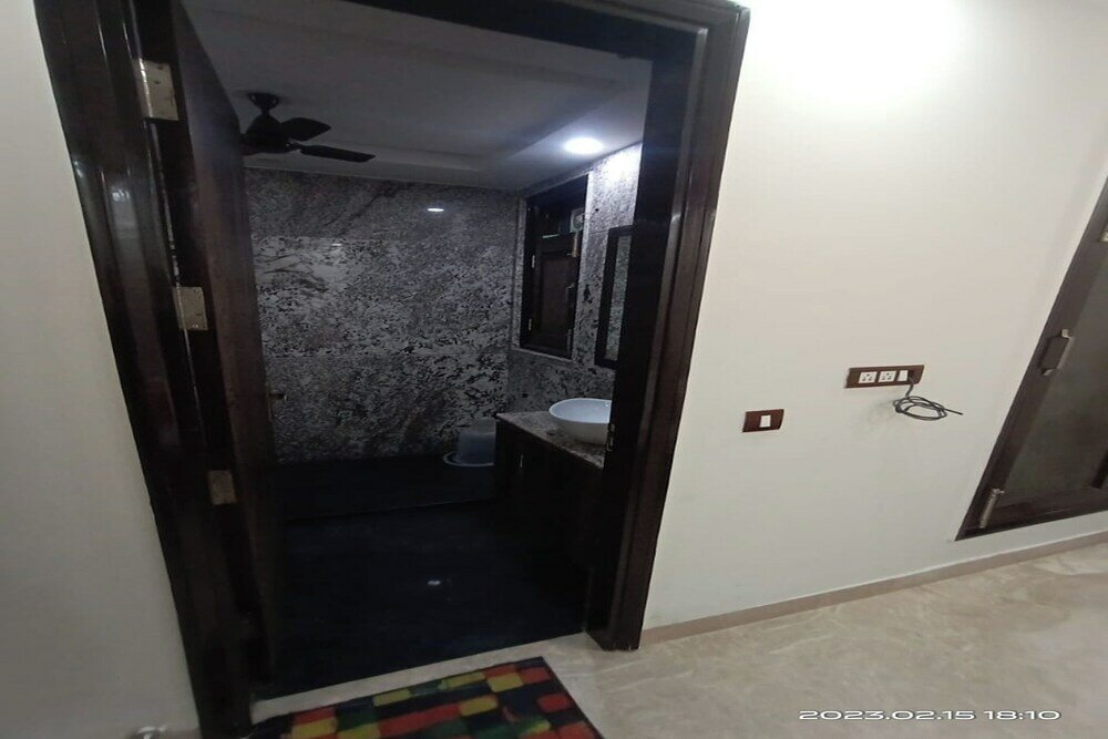 Фото Mintstar Apartment And Suites, East Of Kailash