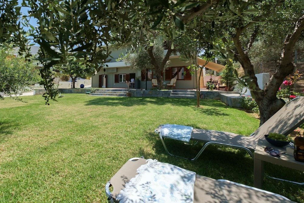 Фото Newly renovated Garden Flat